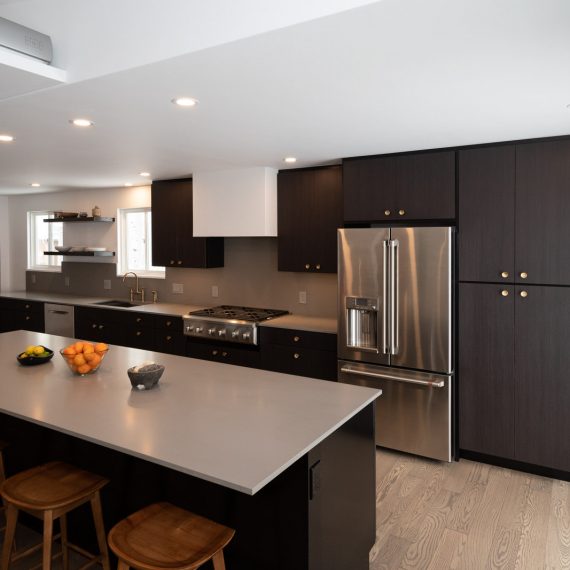 Portfolio - image 7810-durham-way-kitchen-projector-overview-570x570 on https://www.flatironsconstruct.com