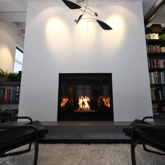 Portfolio - image walnut-201-fireplace-hearth-570x570 on https://www.flatironsconstruct.com