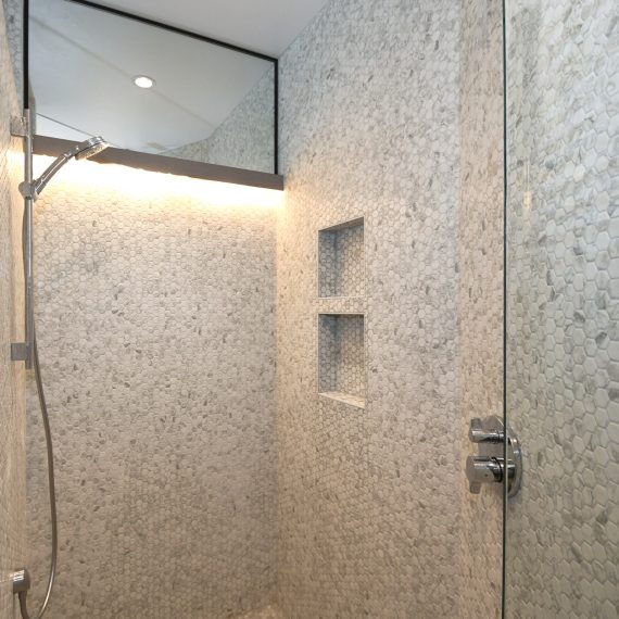 Portfolio - image walnut-201-master-shower-1-570x570 on https://www.flatironsconstruct.com